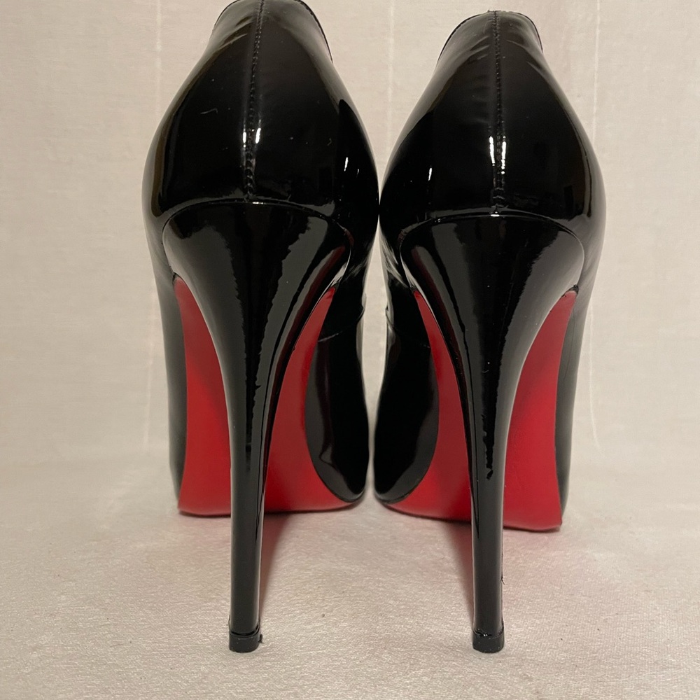 Black Patent Louboutin Rolando Pumps